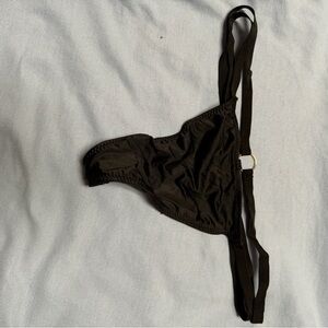 Victoria’s Secret v-string panties